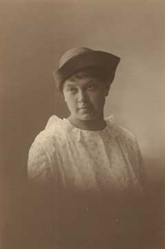 Aune �yr�p��
1919