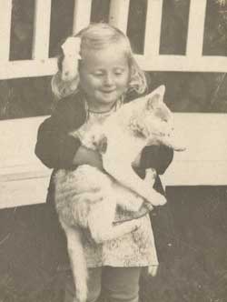 Eija Eleanora Kalinainen
o.s. P�yh�nen s. 1922